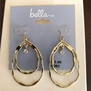 BNWT Earrings gold coloured, white stone